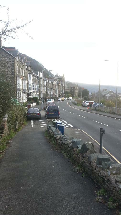 Apartment Chic Barmouth Esterno foto
